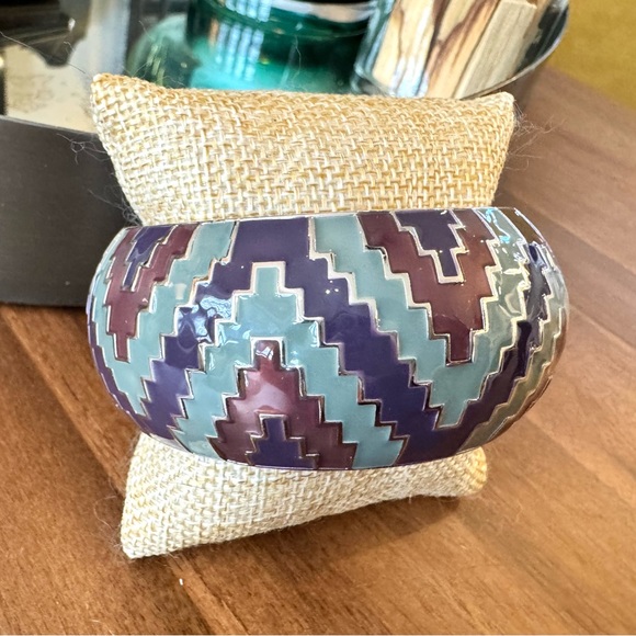 Aztec Pattern Enameled Clamper Bracelet - Picture 3 of 10